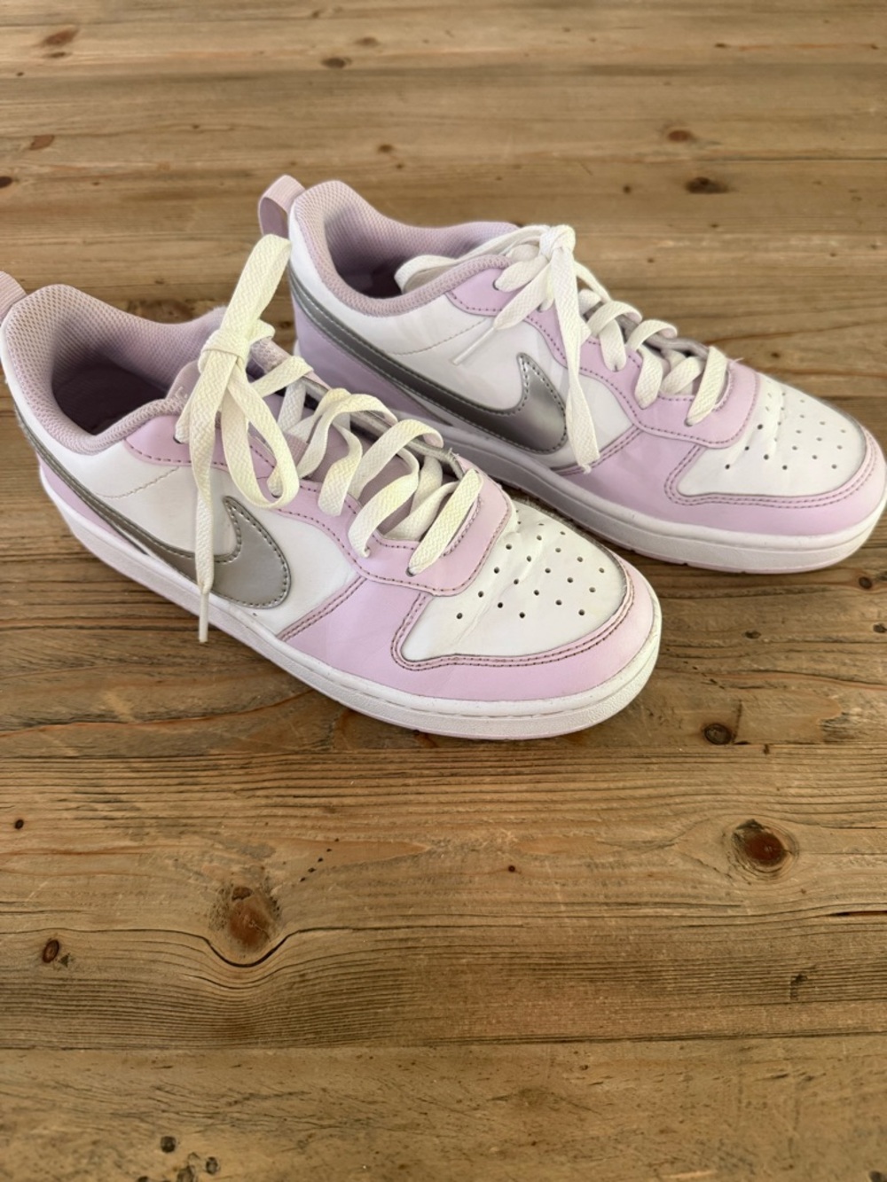 Nike Big Kid Court Borough Low Recraft Sneakers, White/Venice & Silver, 5.5Y GUC